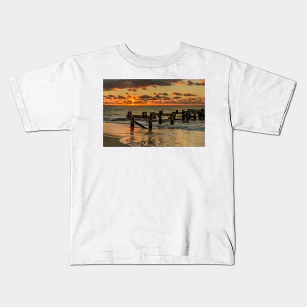 Old Jetty Kids T-Shirt by fotoWerner